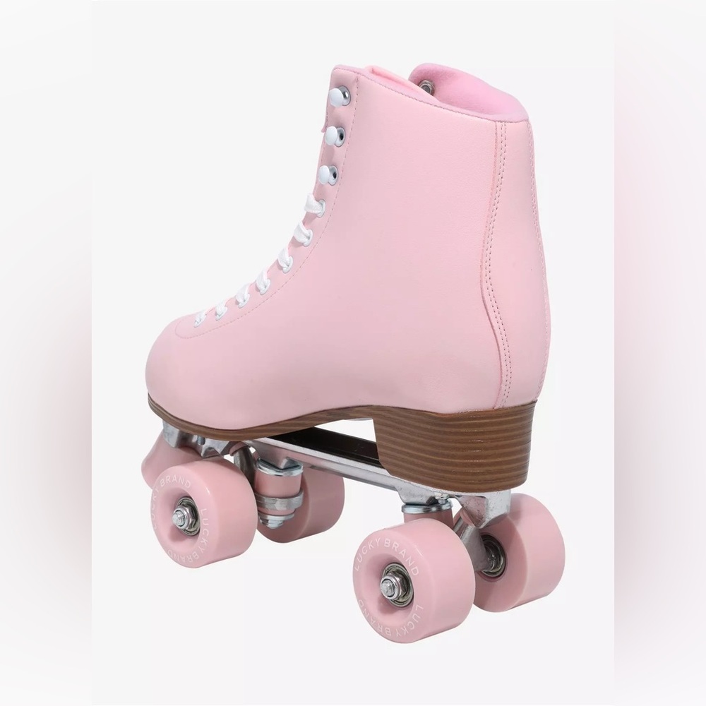 Lucky Brand Pink Clover Roller Skates Size 9 - Picture 2 of 2